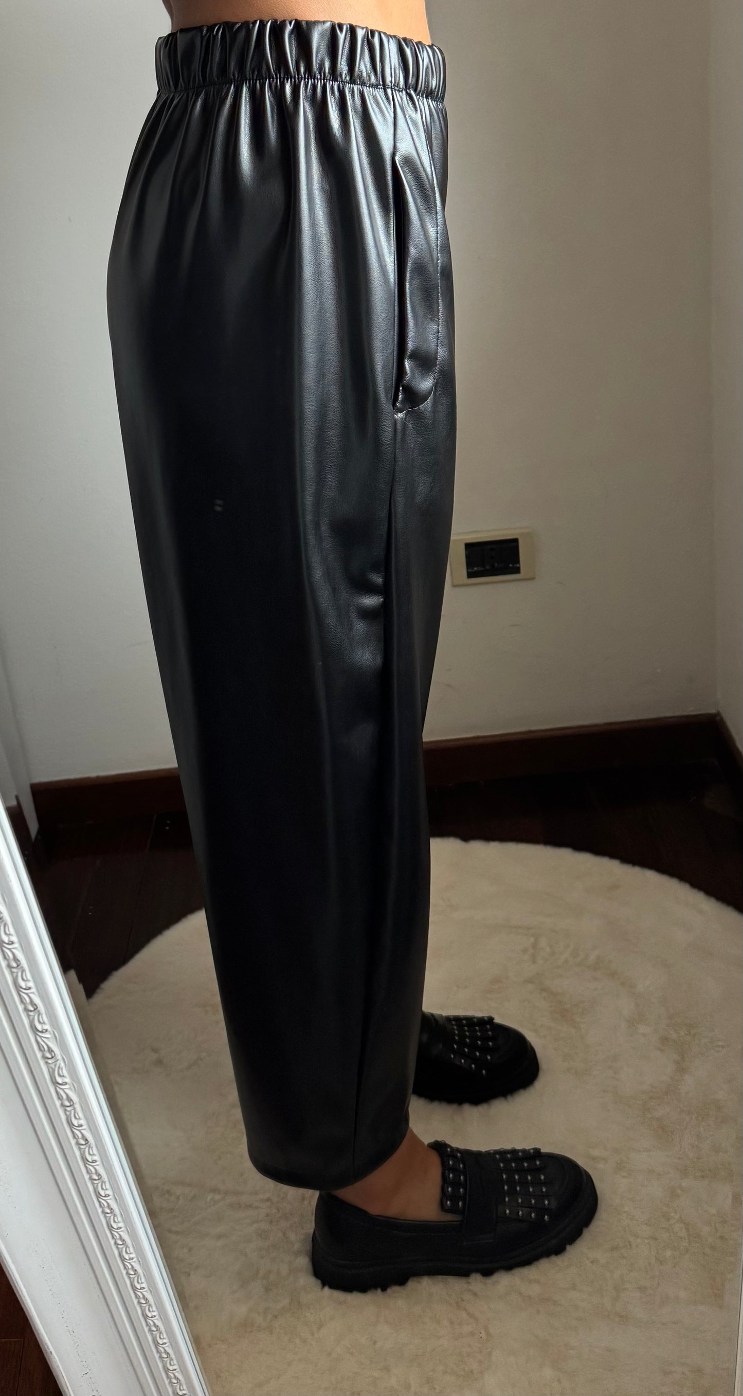 Pantalone ovetto ecopelle