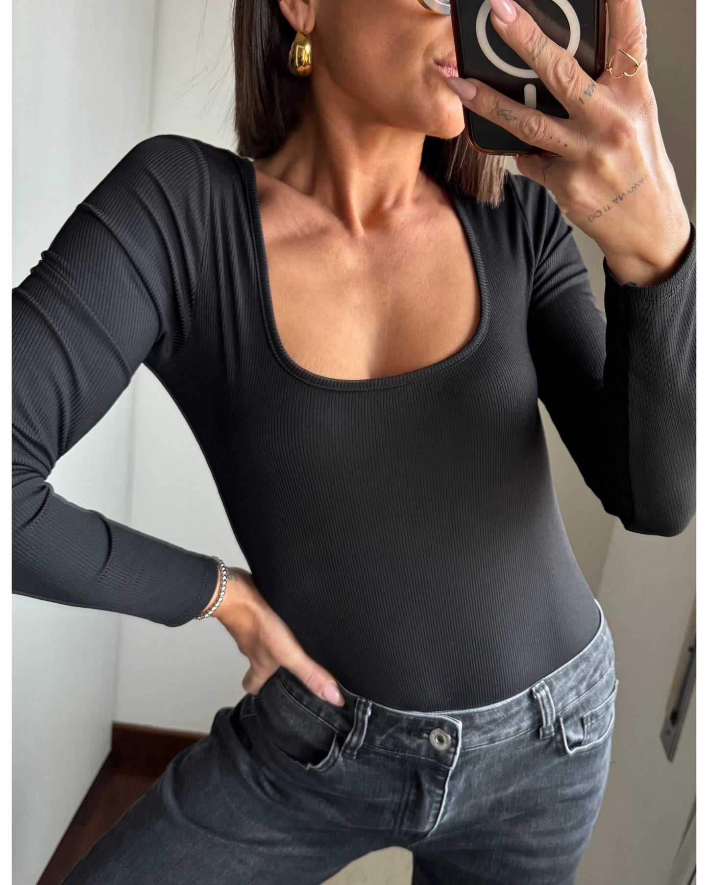 Body costine