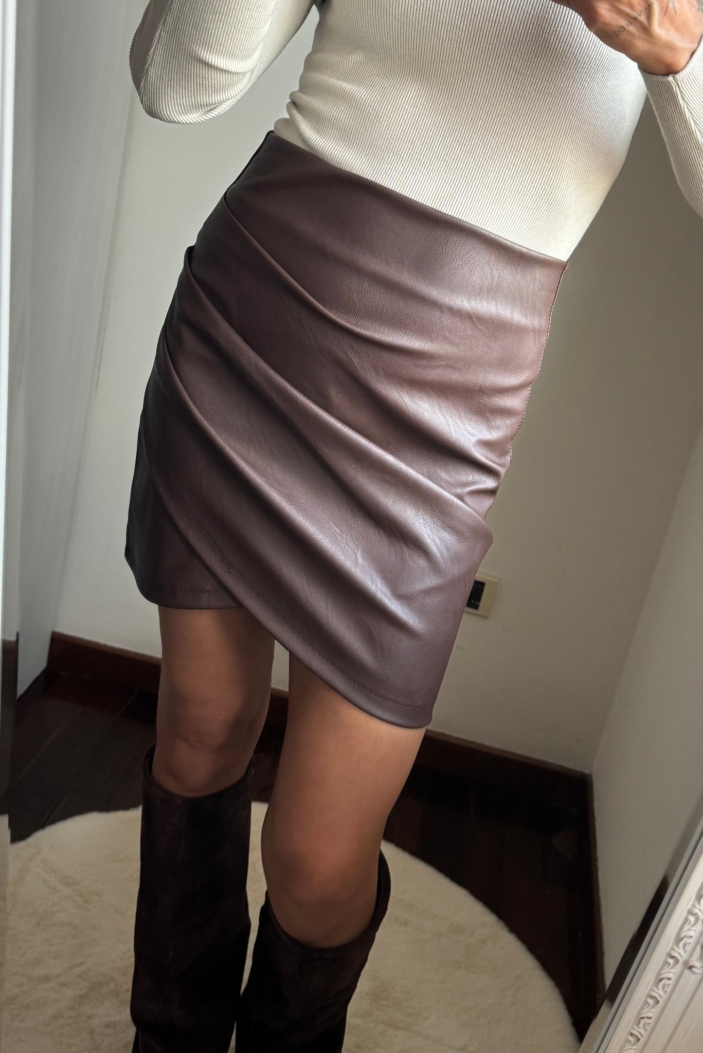 Gonna ecopelle marrone