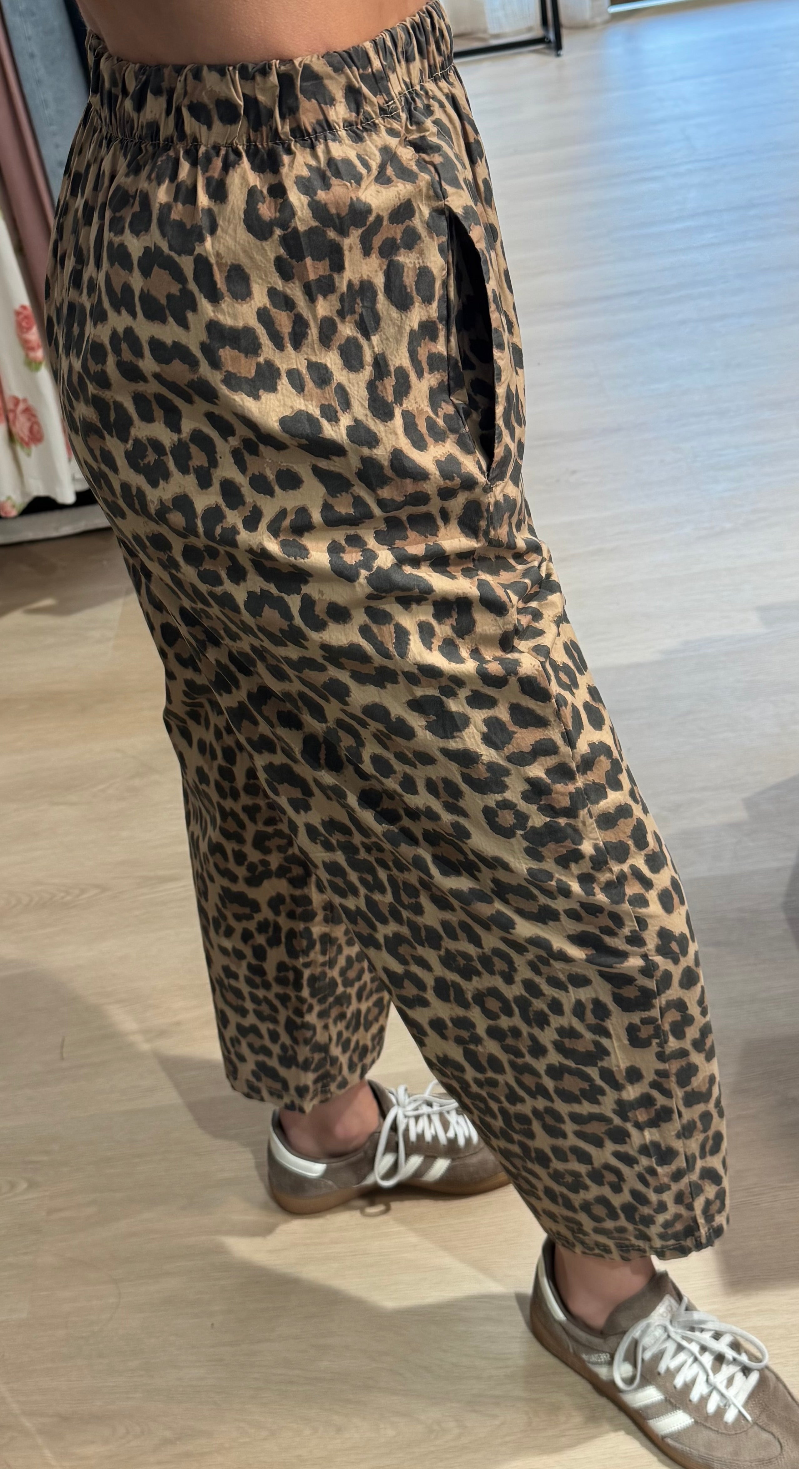 Pantalone macula