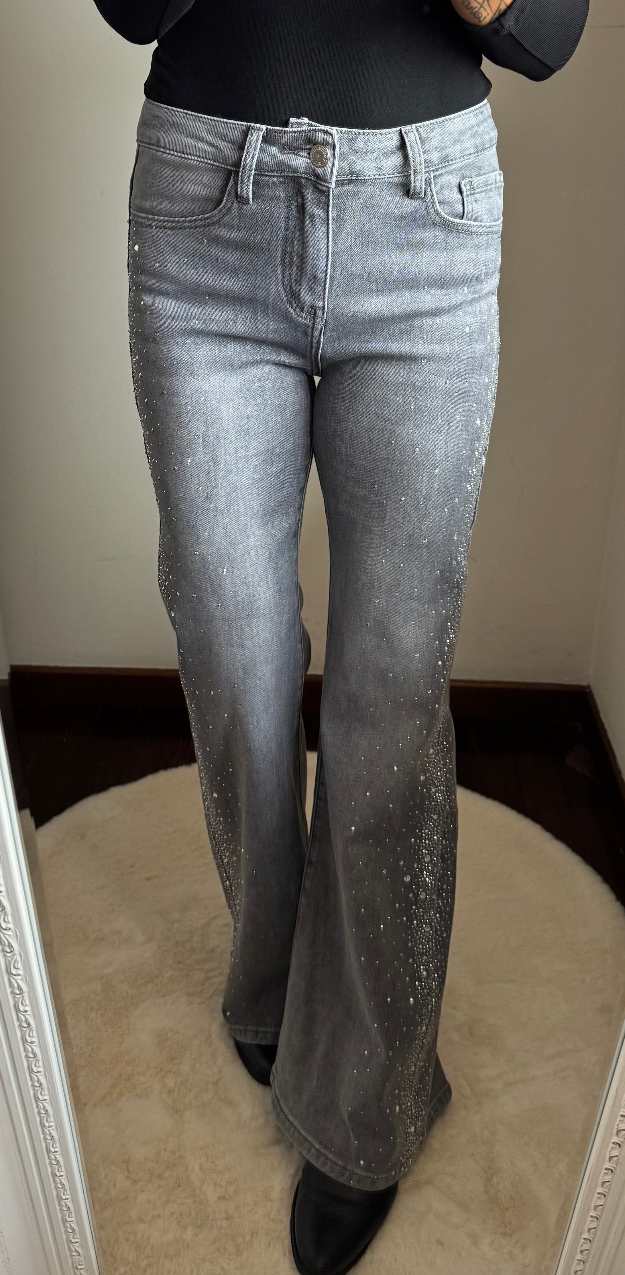 Jeans zampa strass
