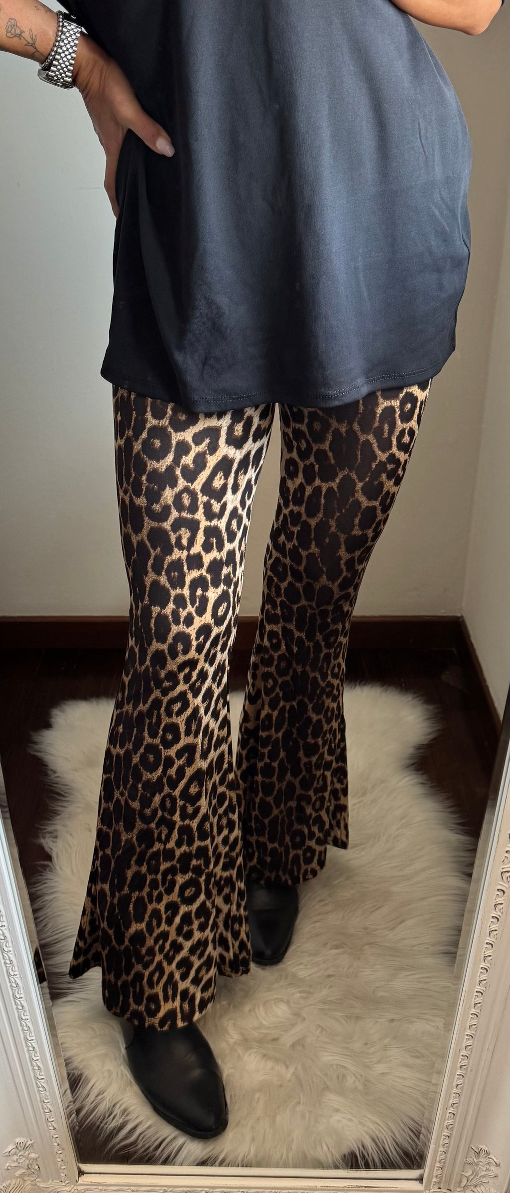 Pantalone zampa macula