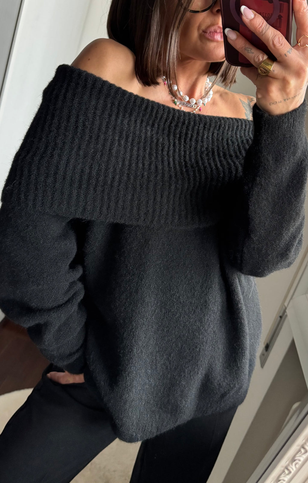 Pullover a spalle scoperte