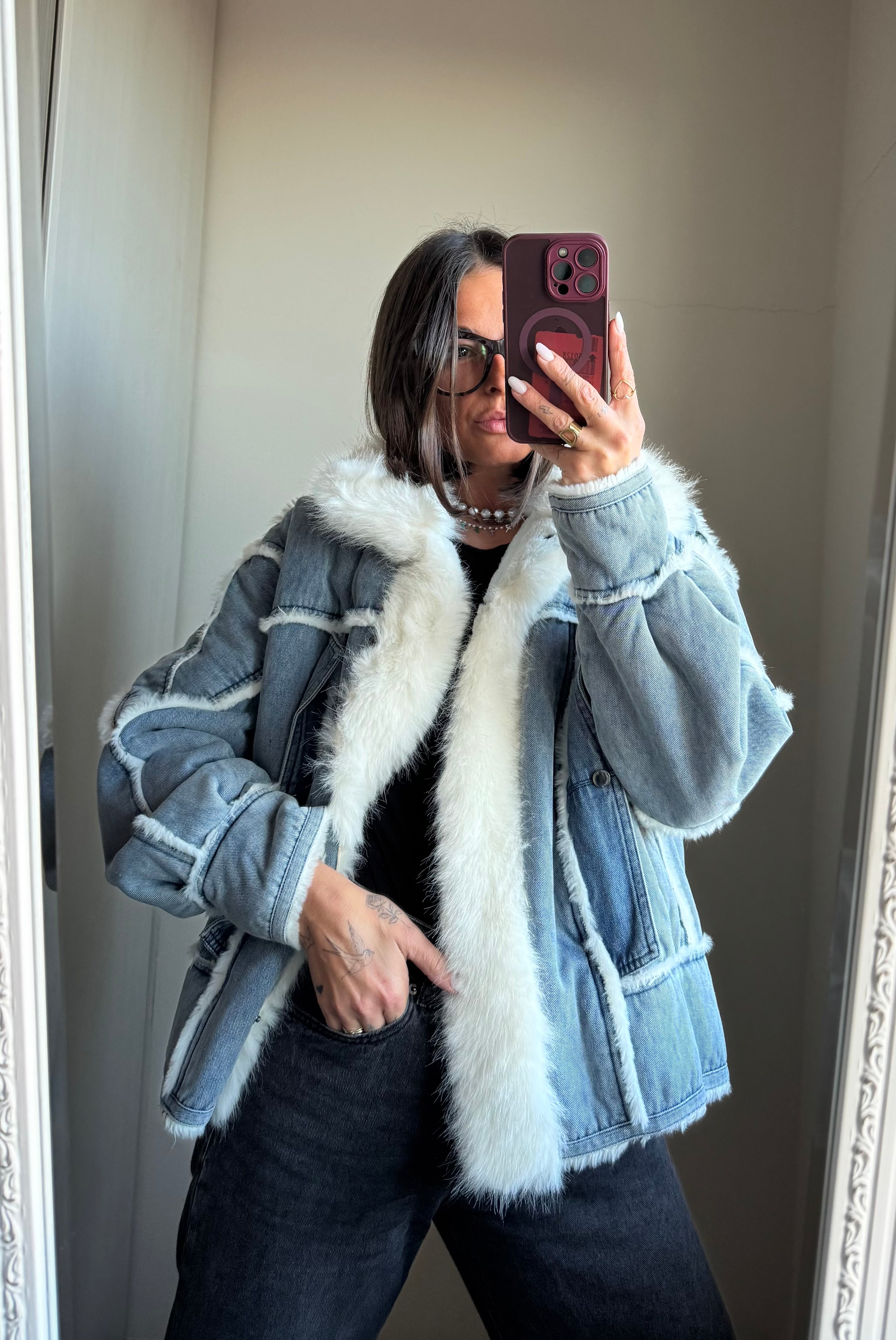Giacca denim foderata con ecopelliccia