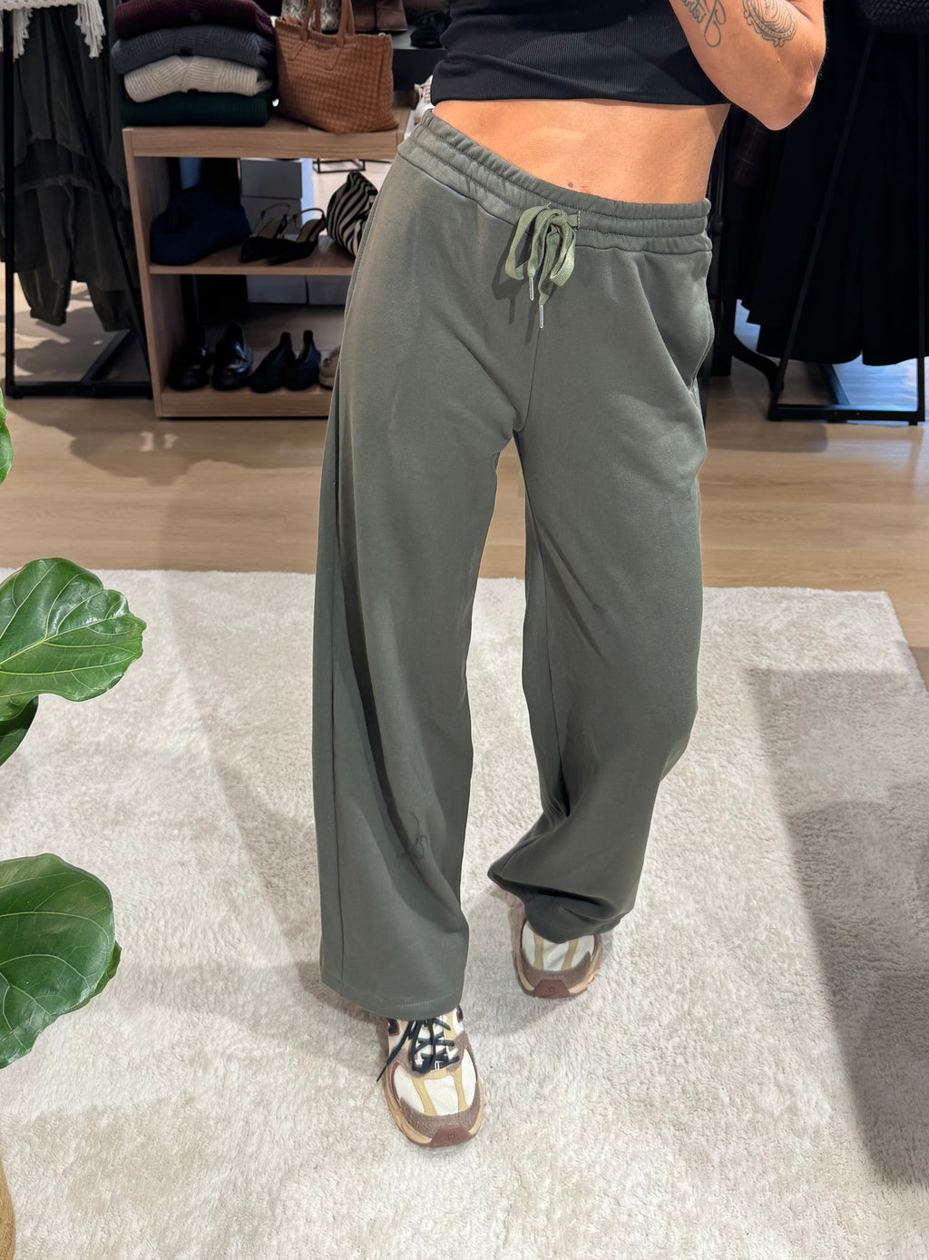 Pantalone jogger wide leg