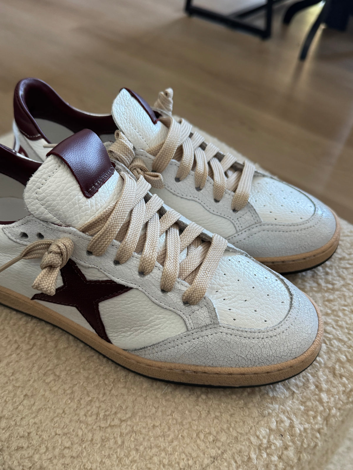 Sneakers DIVINE FOLLIE