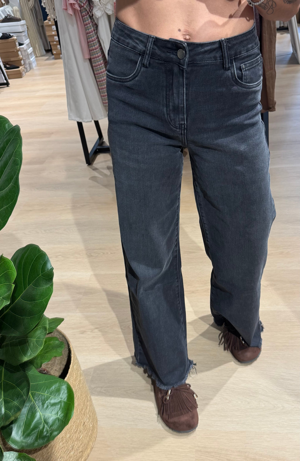 Jeans WIDE LEG taglio vivo