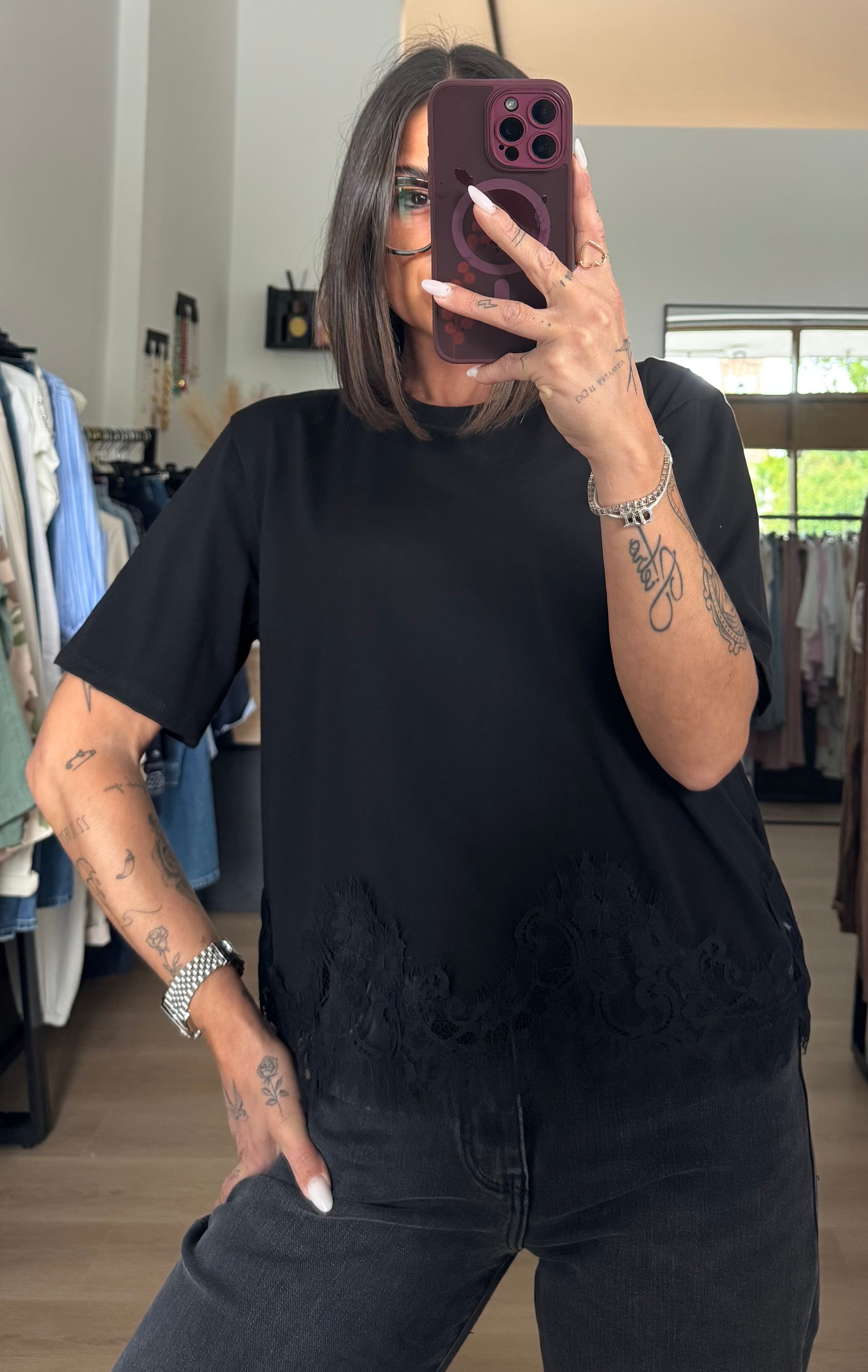 T-shirt a scatola con pizzo