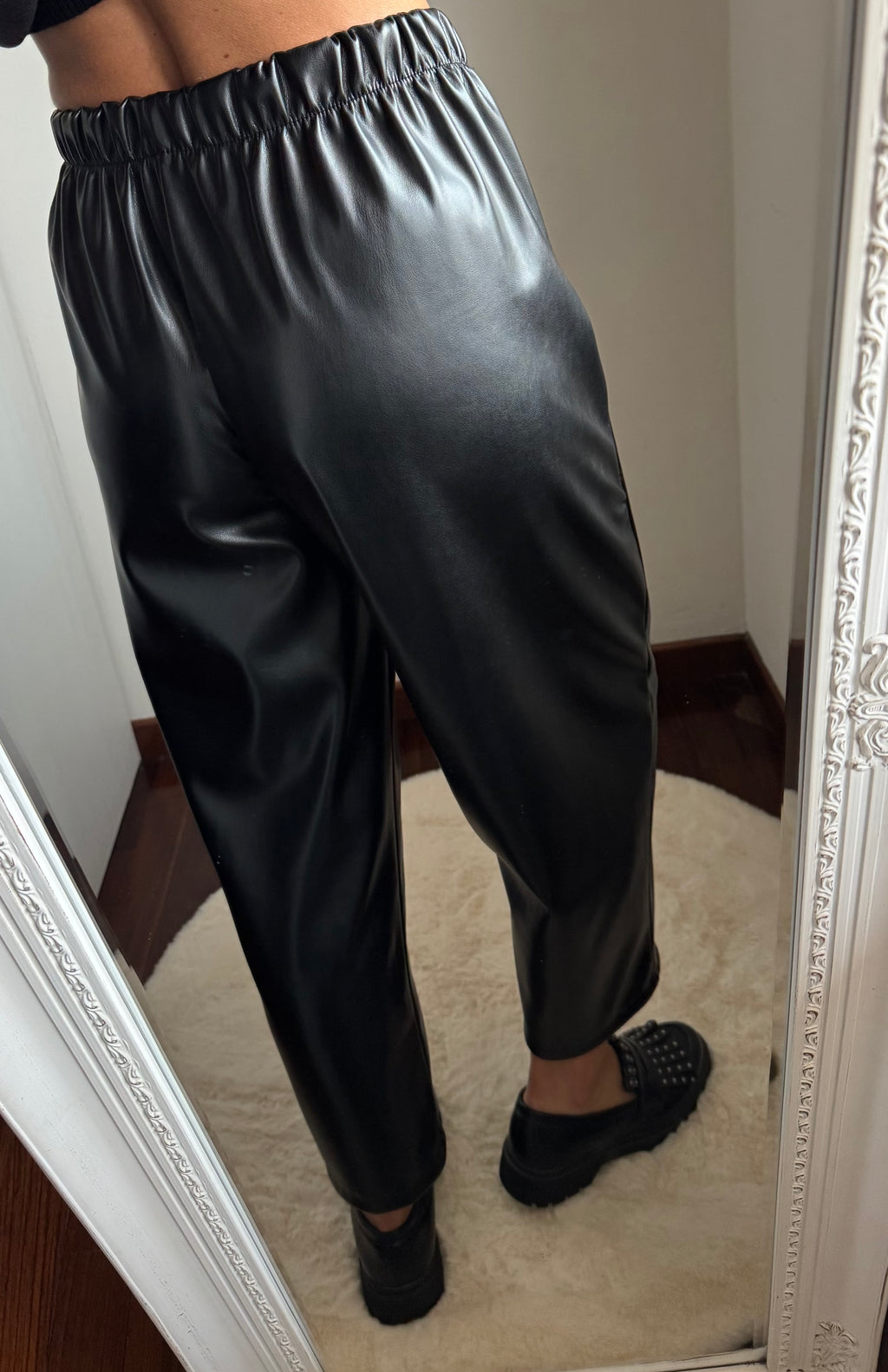 Pantalone ovetto ecopelle