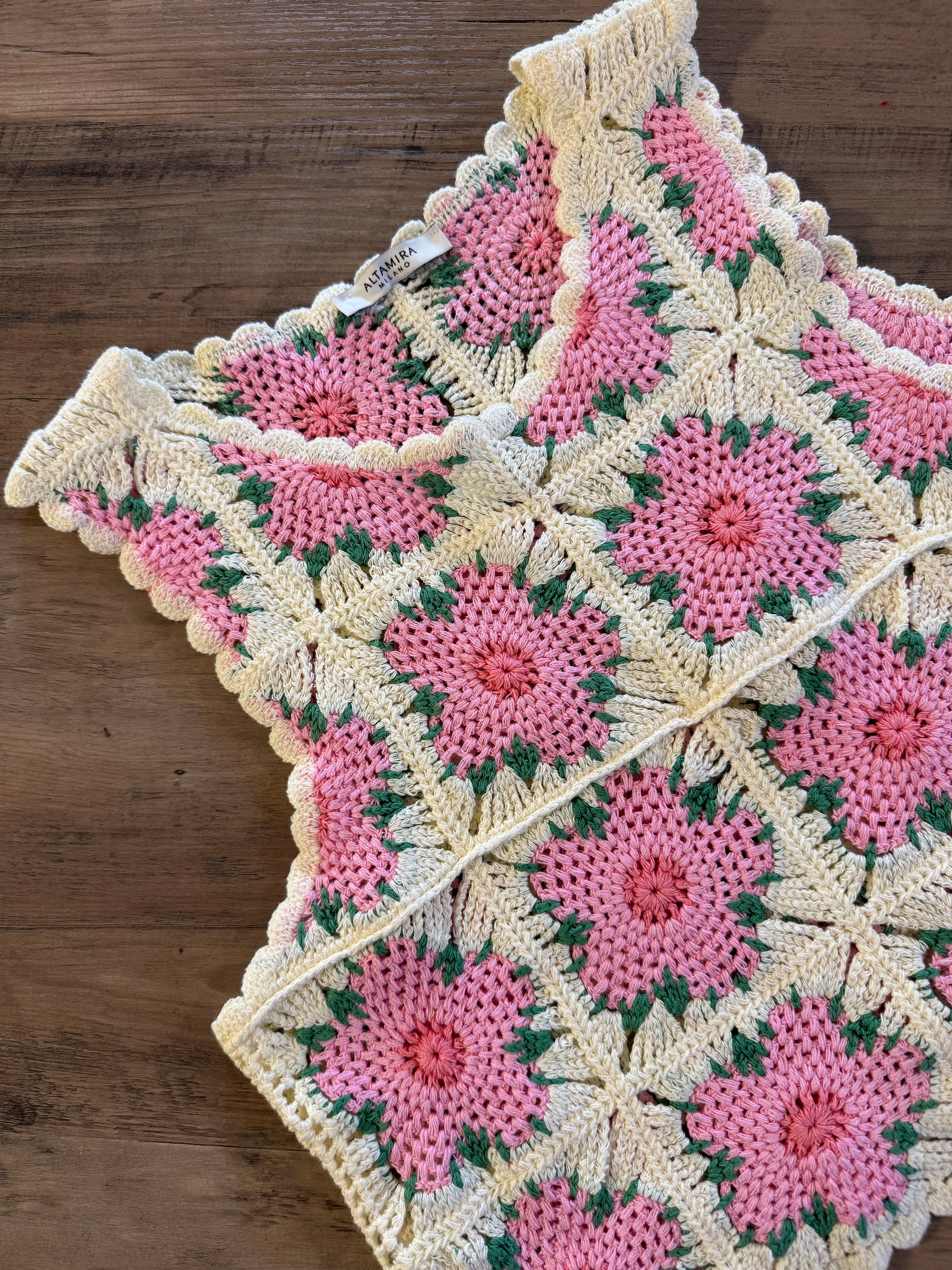 Top in maglia crochet