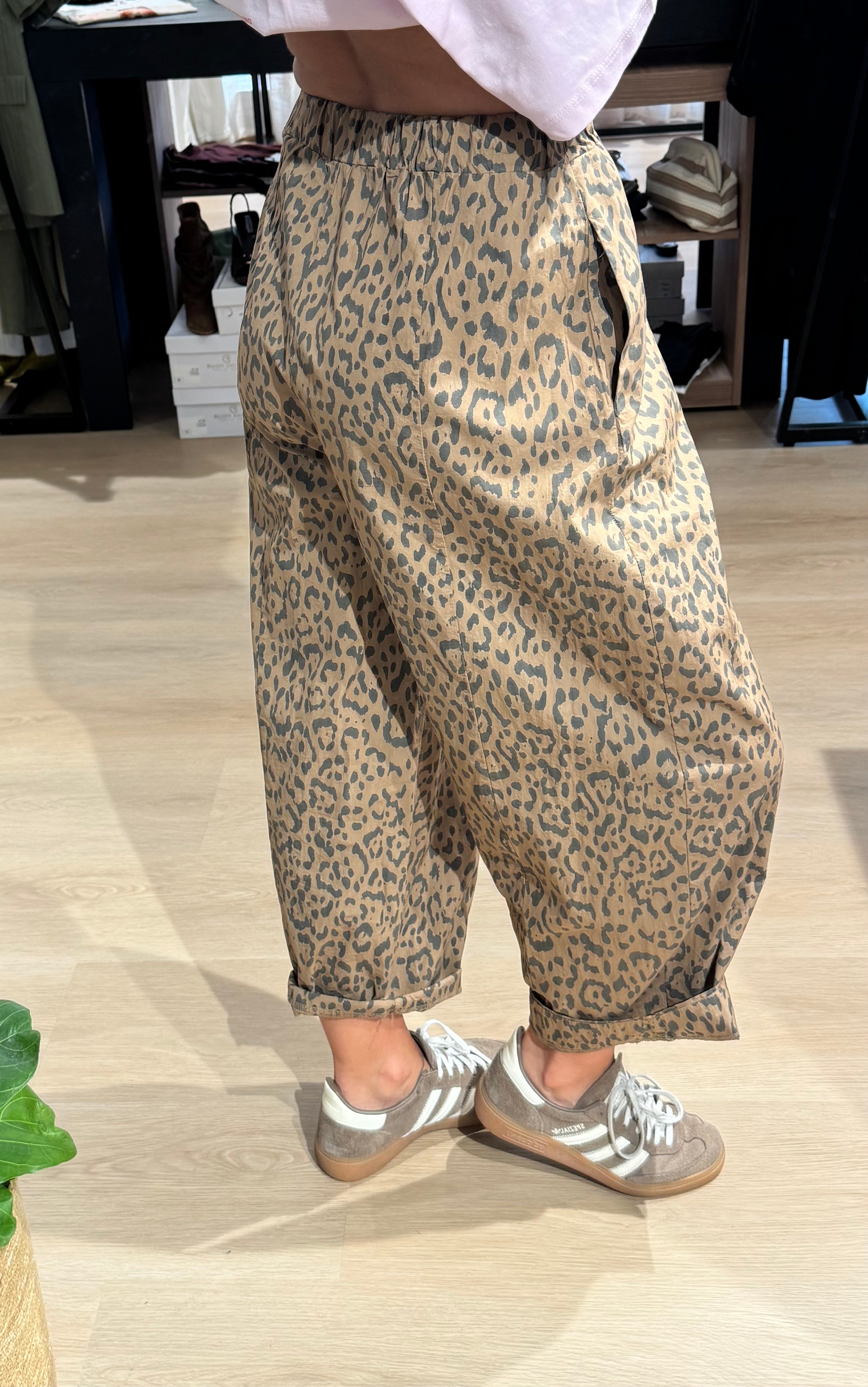 Pantalone macula baggy