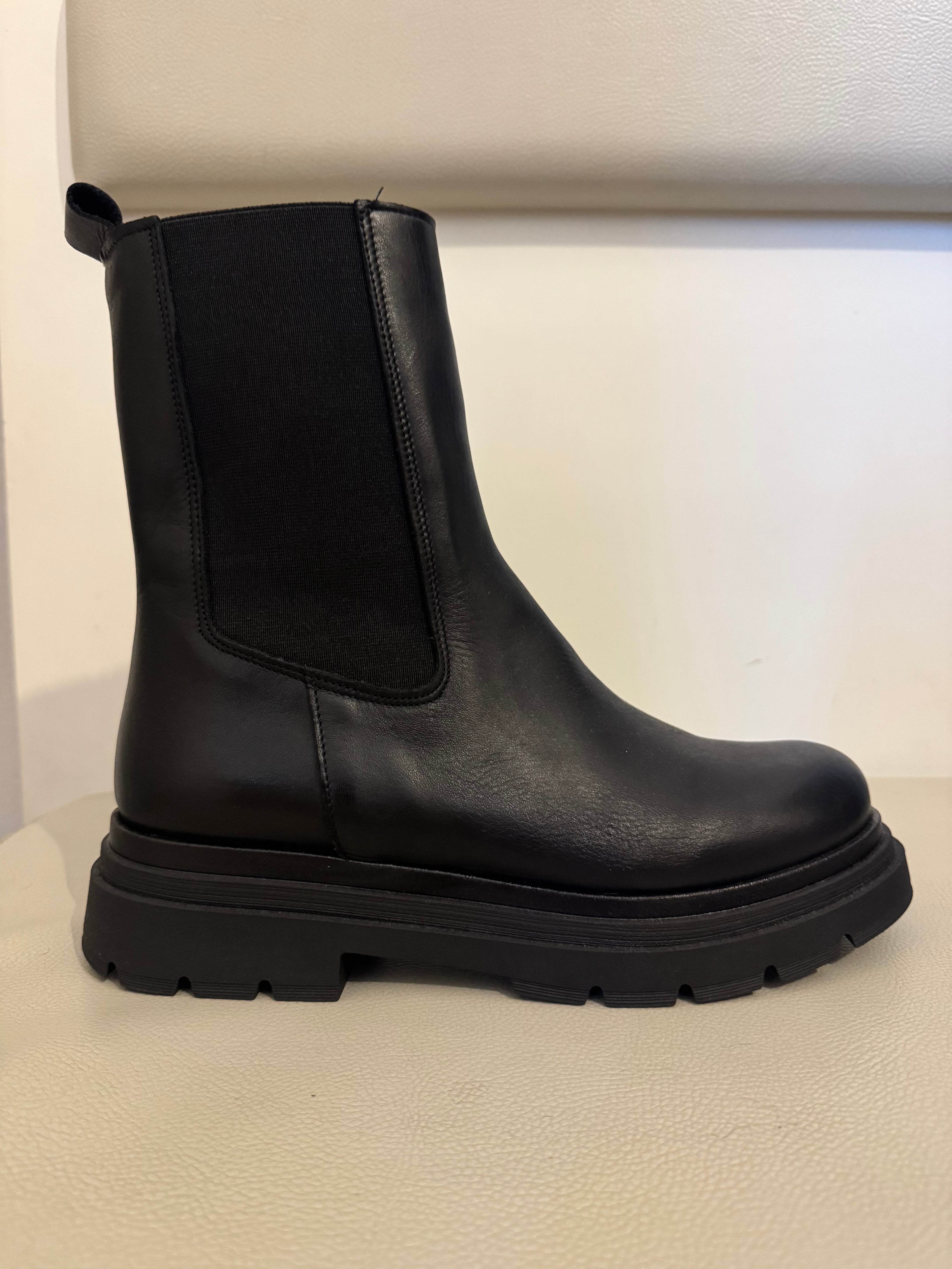 Stivaletto divine follie