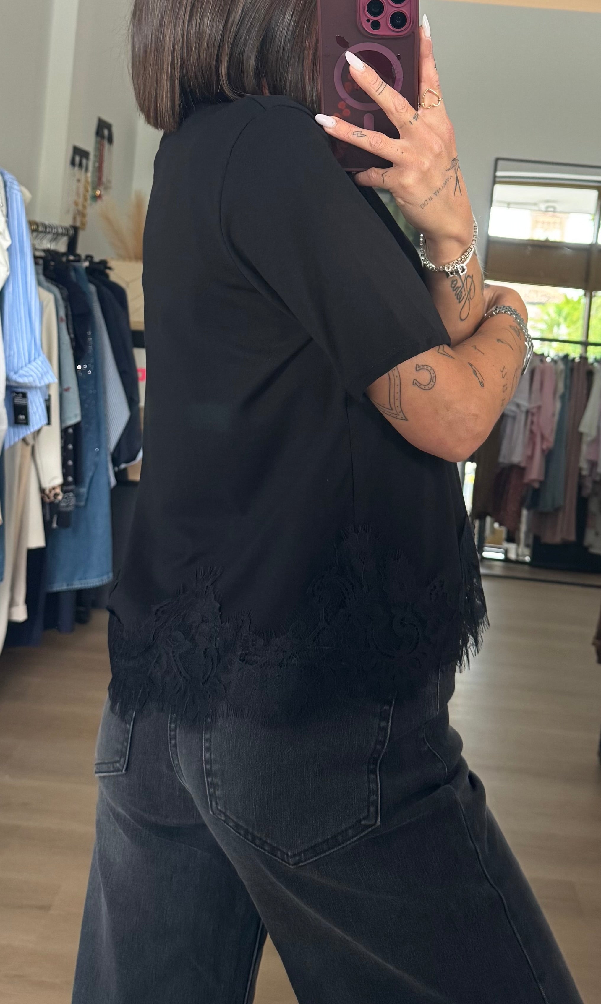 T-shirt a scatola con pizzo