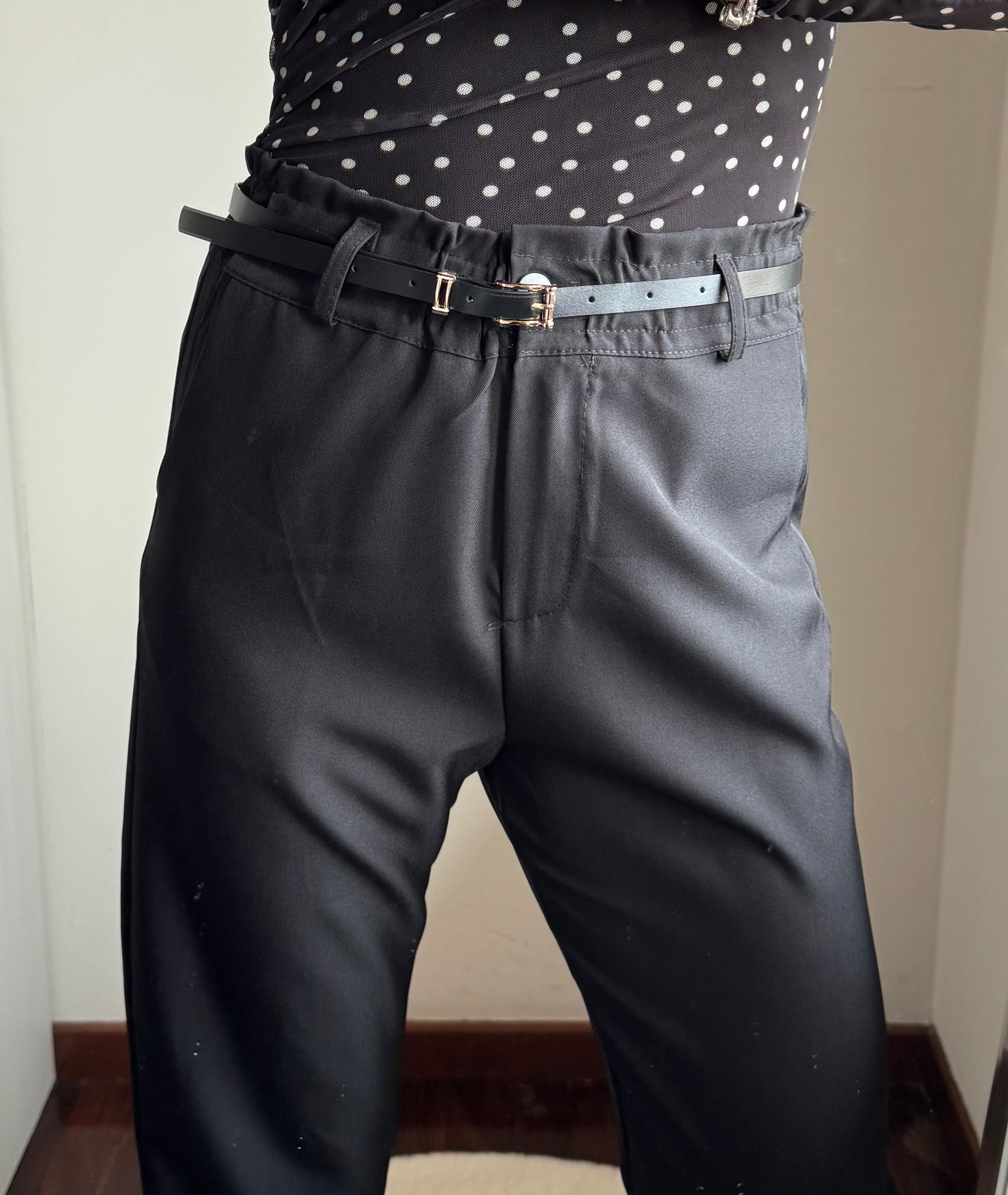 Pantalone a caramella nero Camilla