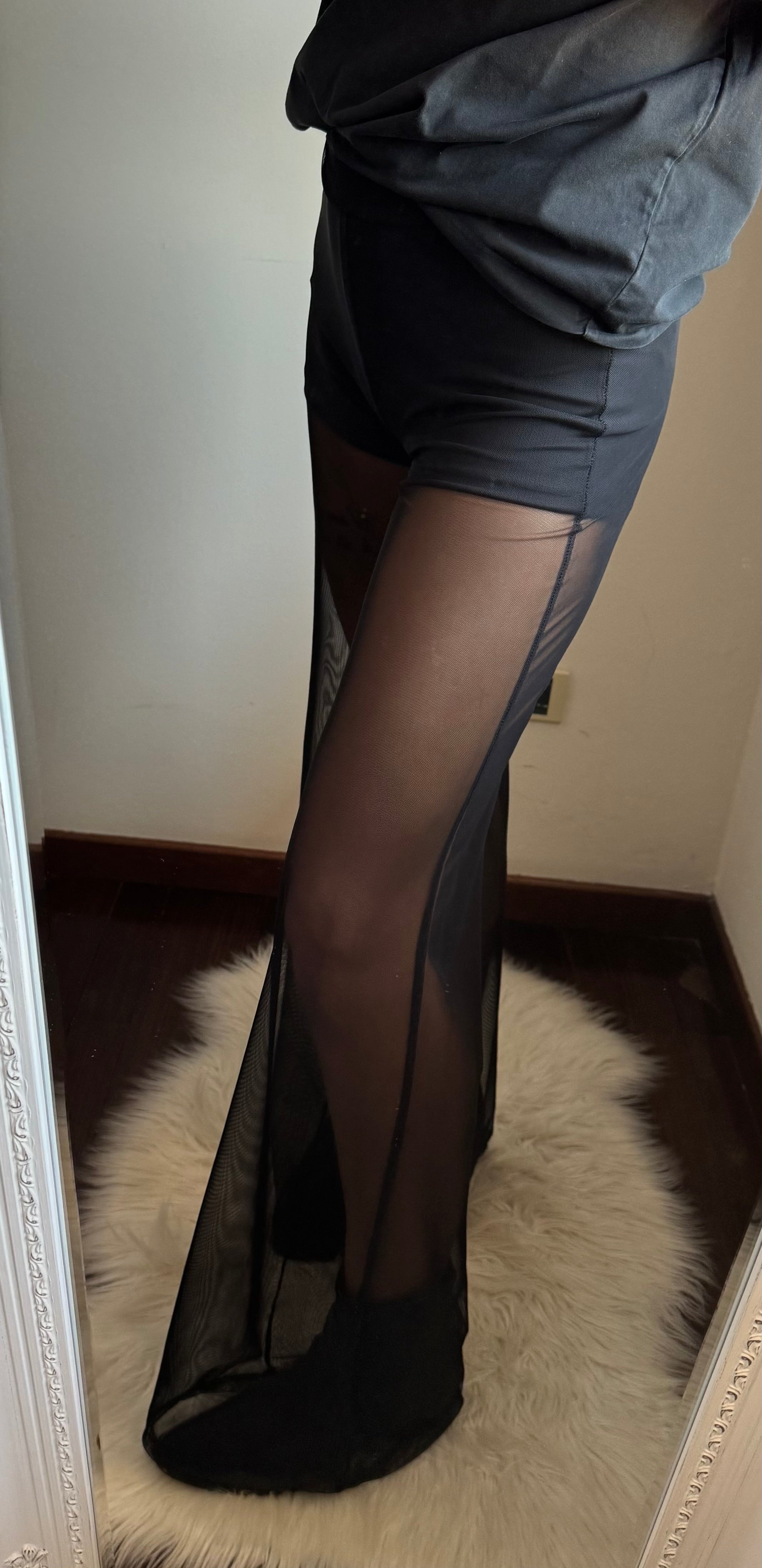 Pantalone palazzo con trasparenza