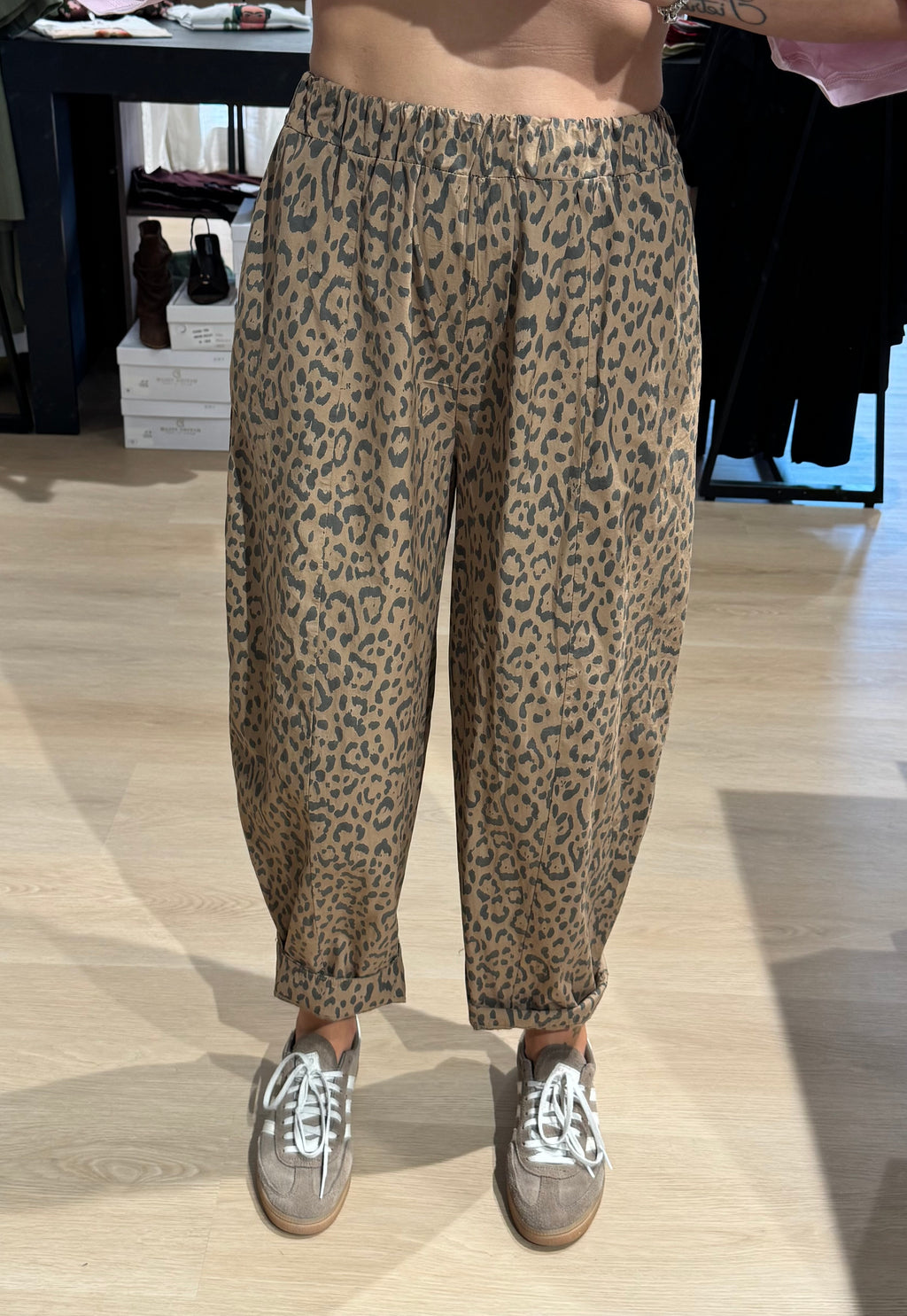 Pantalone macula baggy