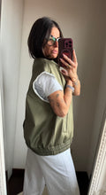Gilet over Lumina