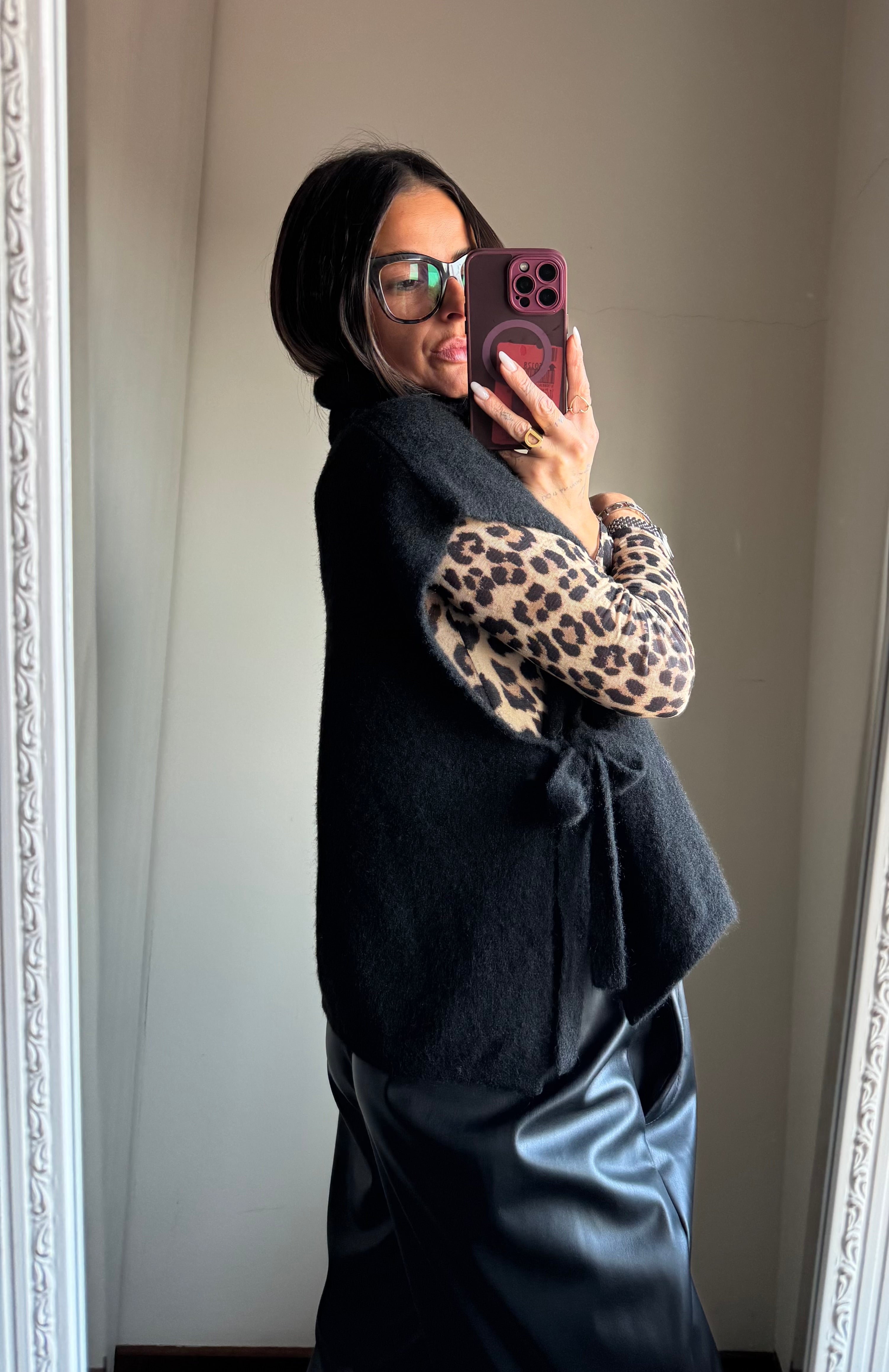 Gilet con lacci laterali