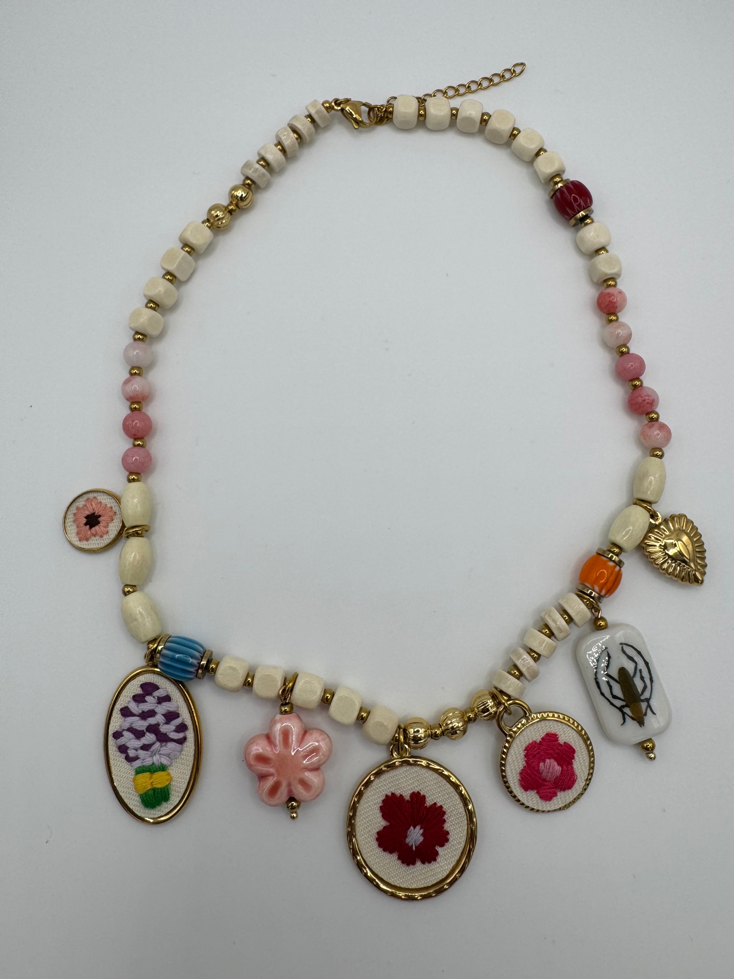 Collana flowers