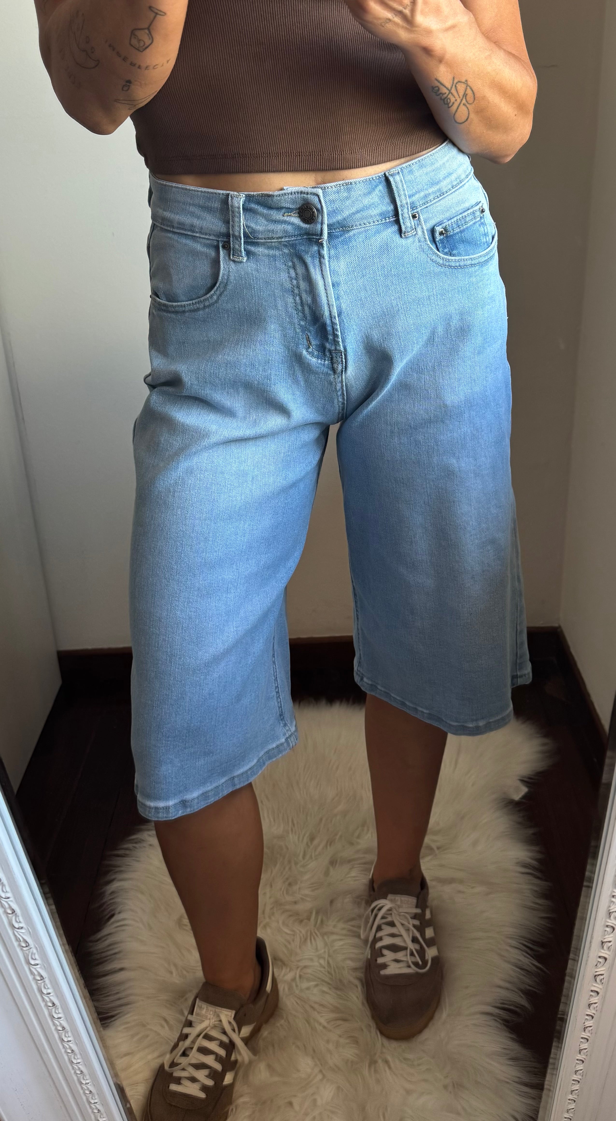 Bermuda in denim elasticizzato