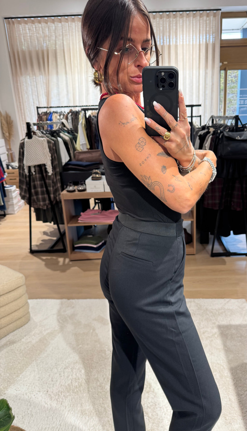Pantalone a sigaretta