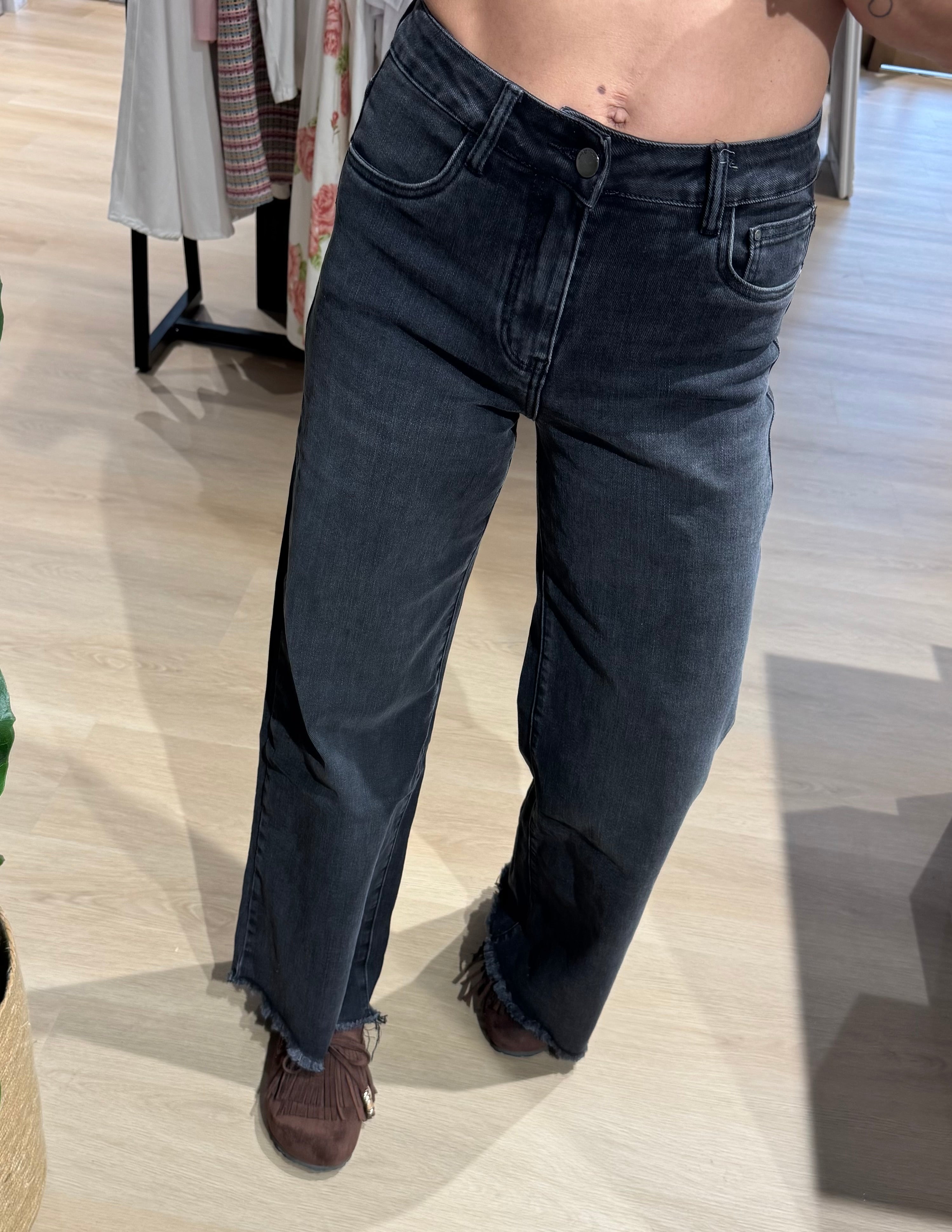 Jeans WIDE LEG taglio vivo