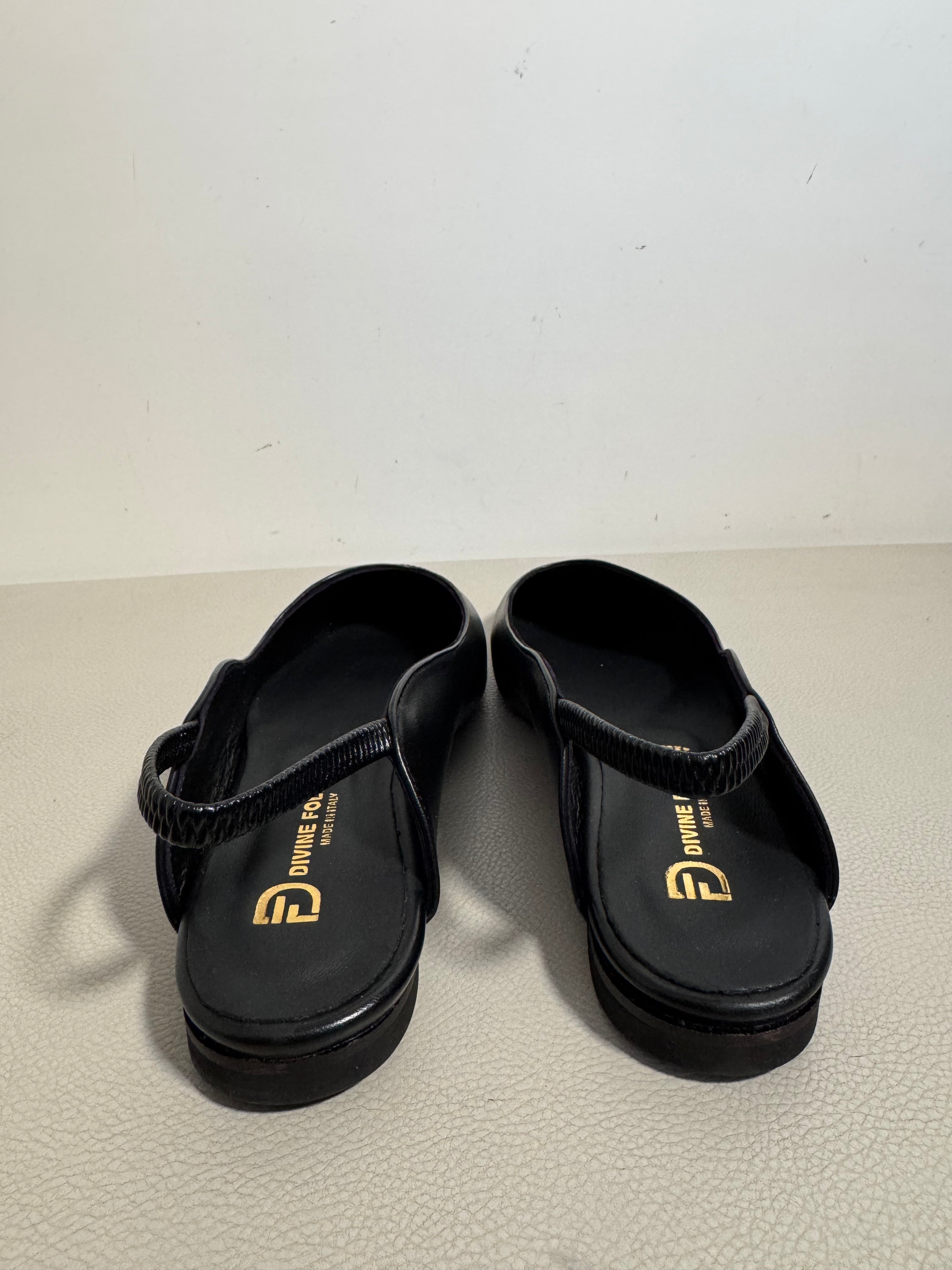 Slingback by Divine Follie