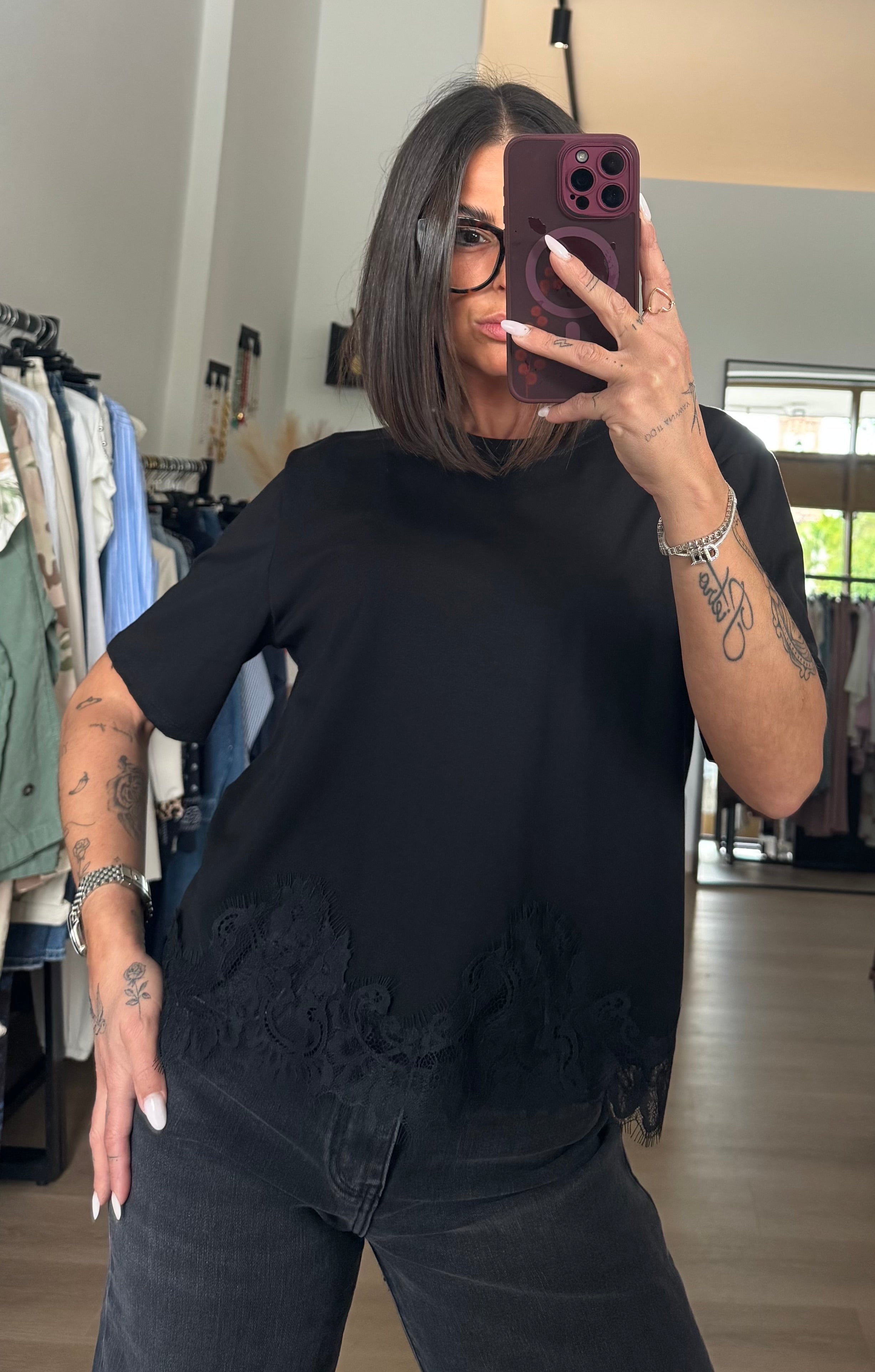 T-shirt a scatola con pizzo