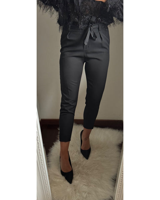 Pantalone a sigaretta