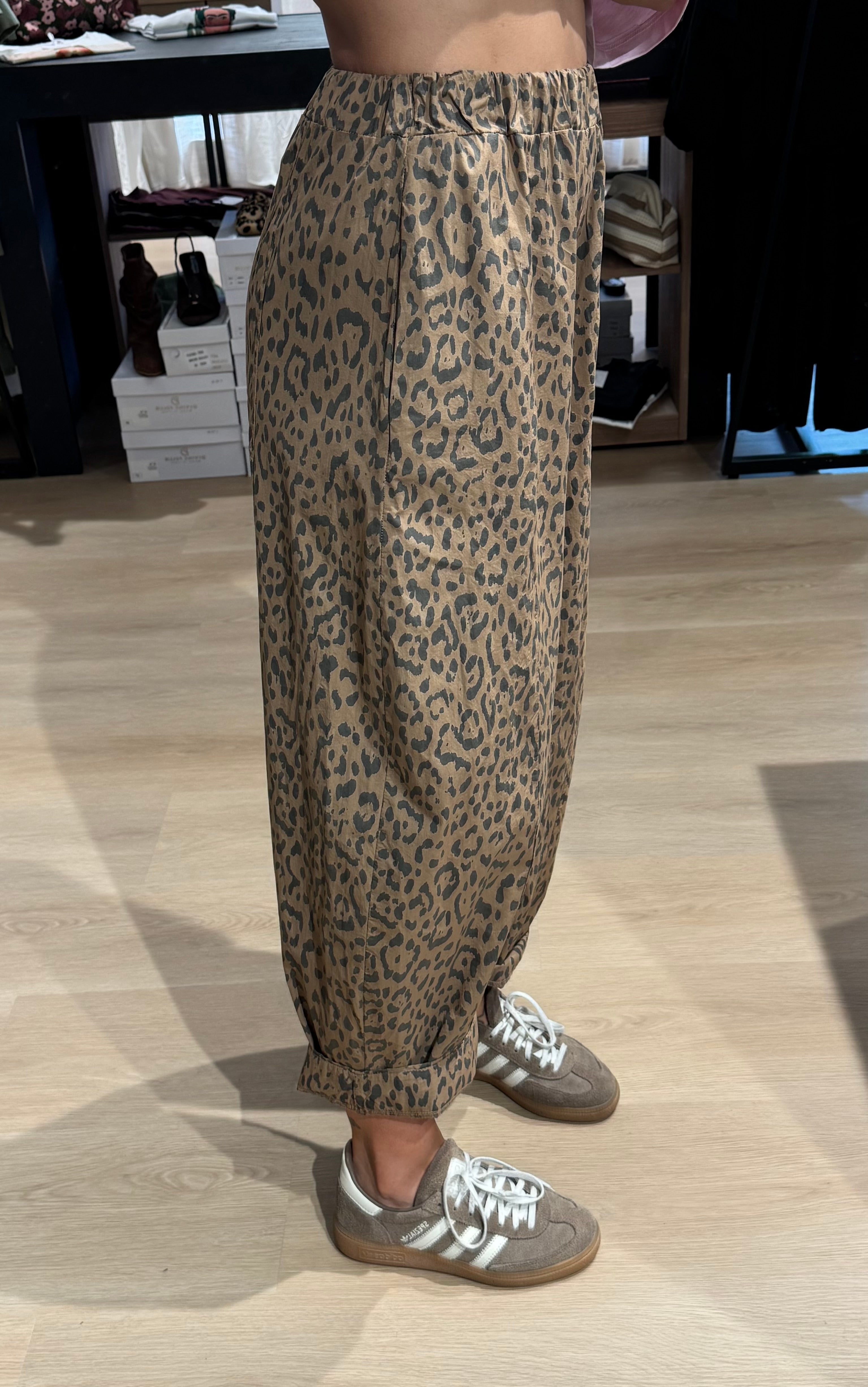 Pantalone macula baggy