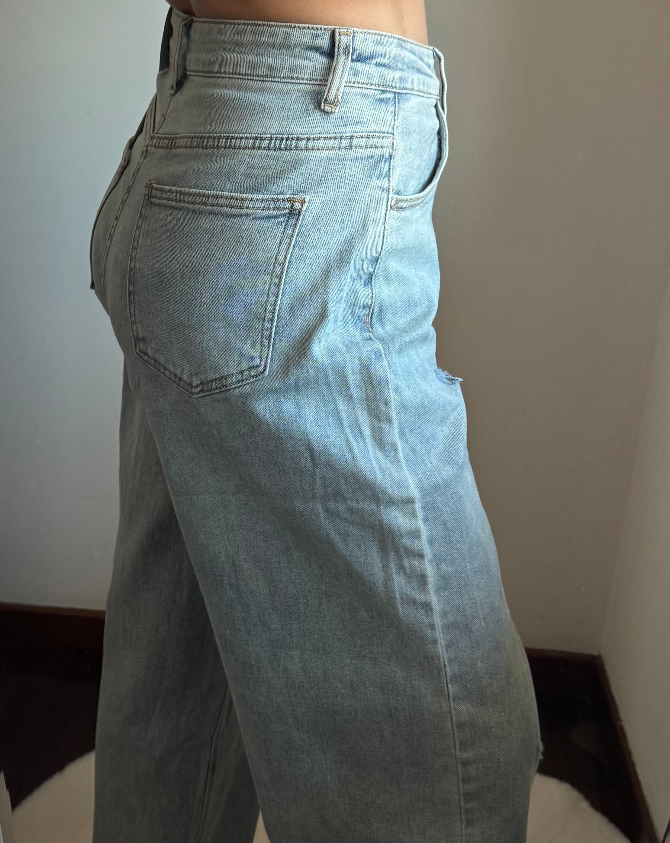 Jeans MOMFIT strappi