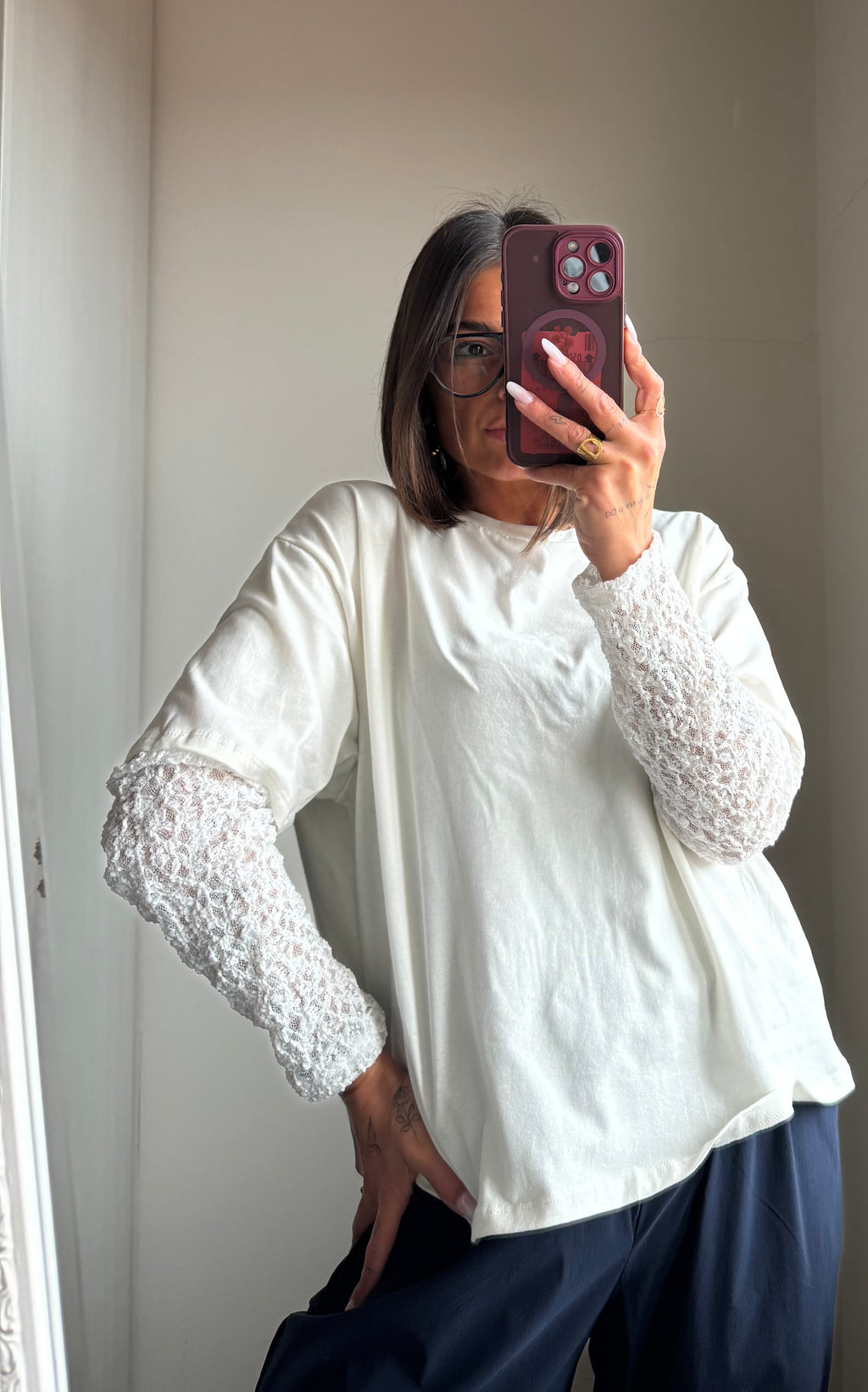 Maglia con maniche in pizzo