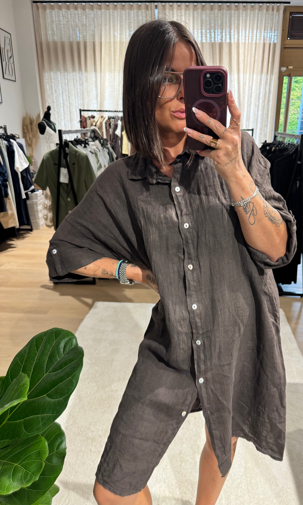 Abito a camicia in lino