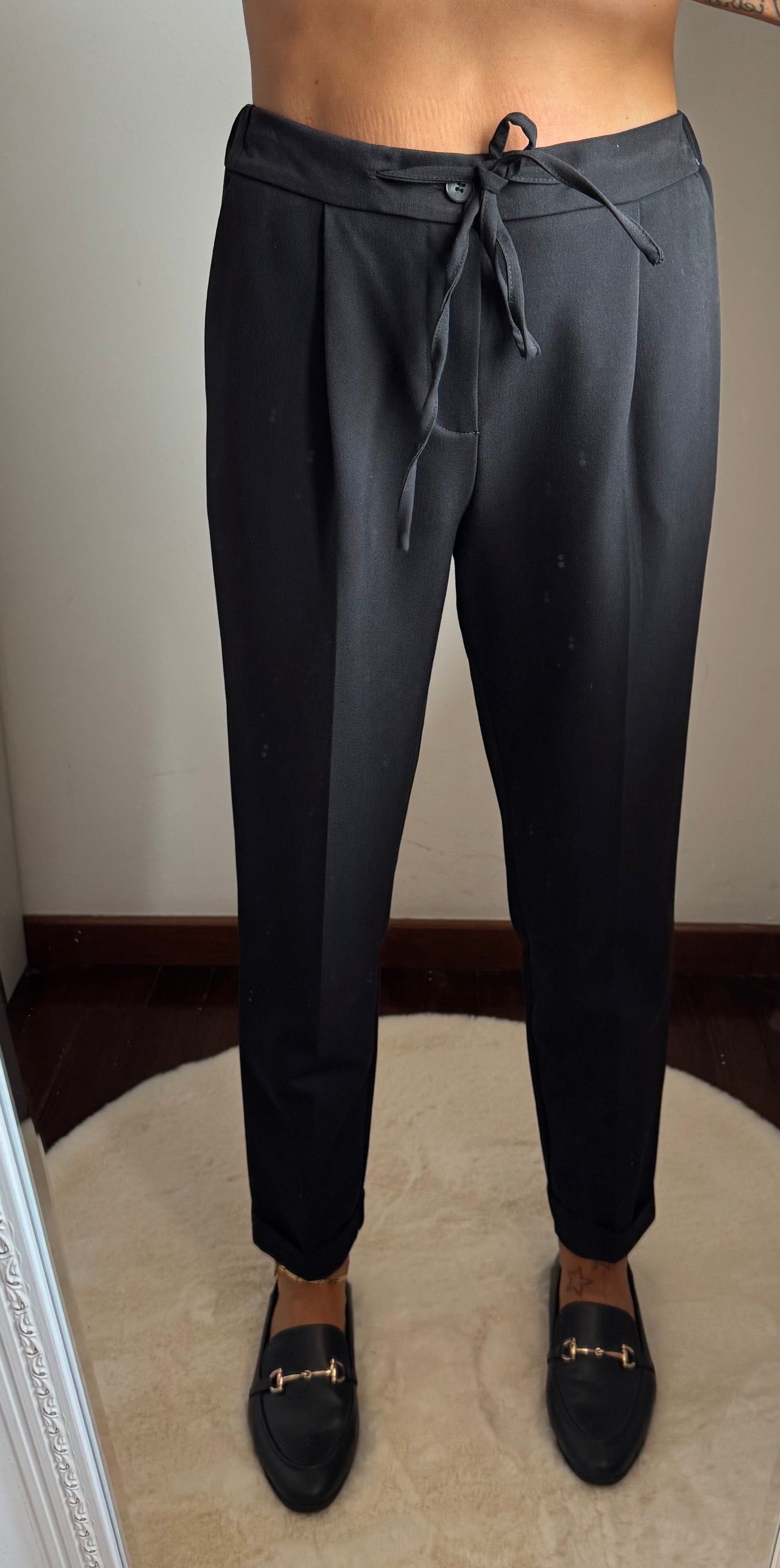 Pantalone con laccio