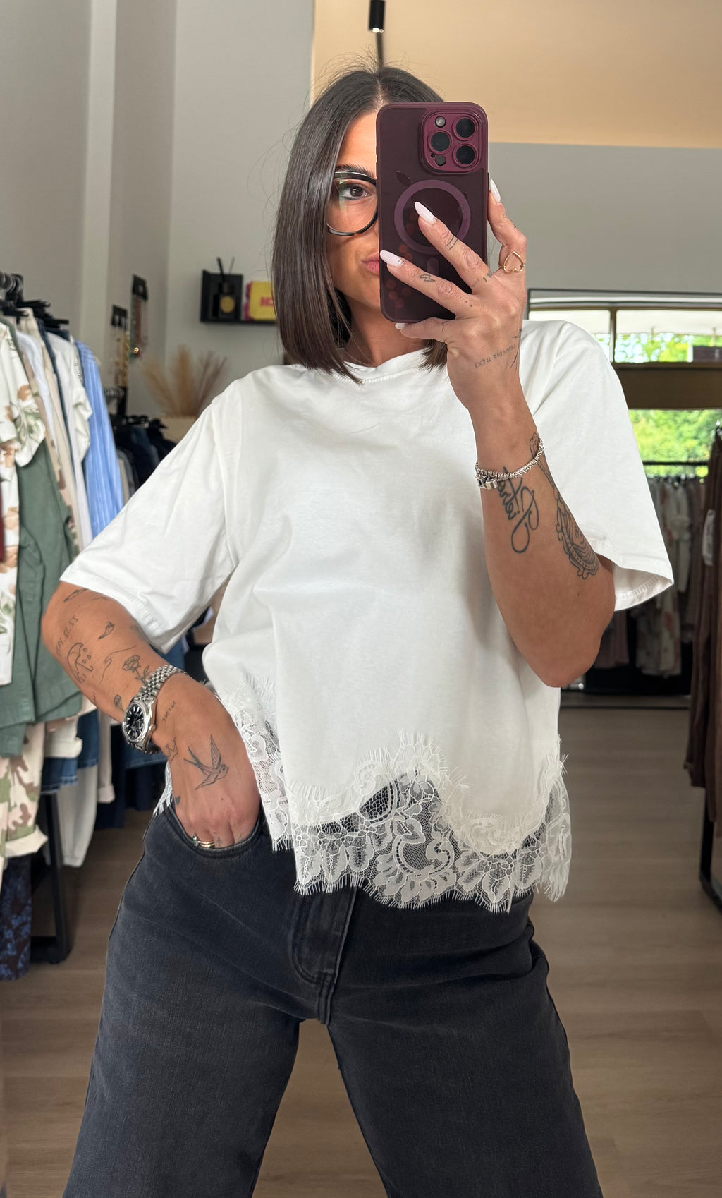 T-shirt a scatola con pizzo
