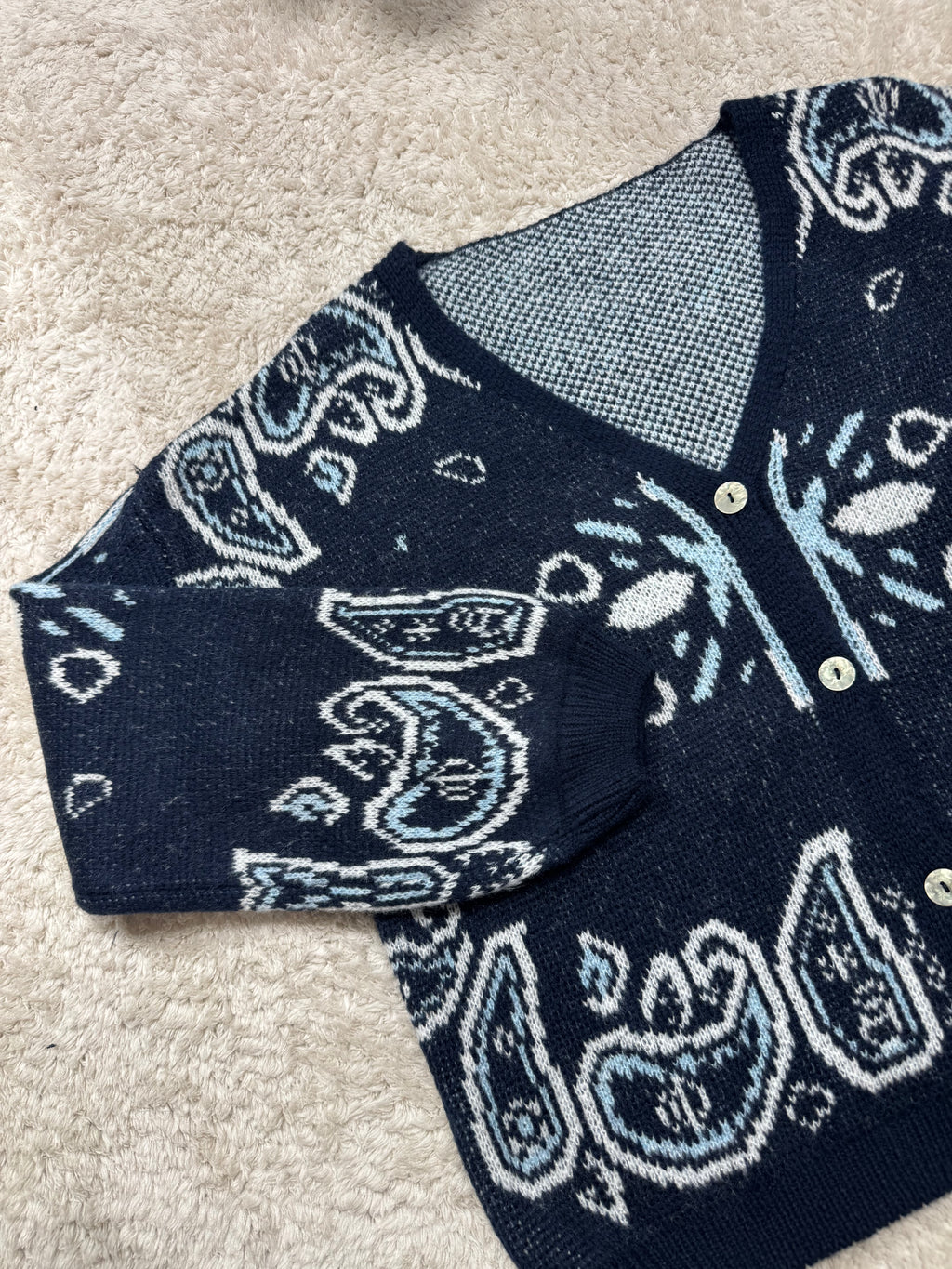 Cardigan bandana