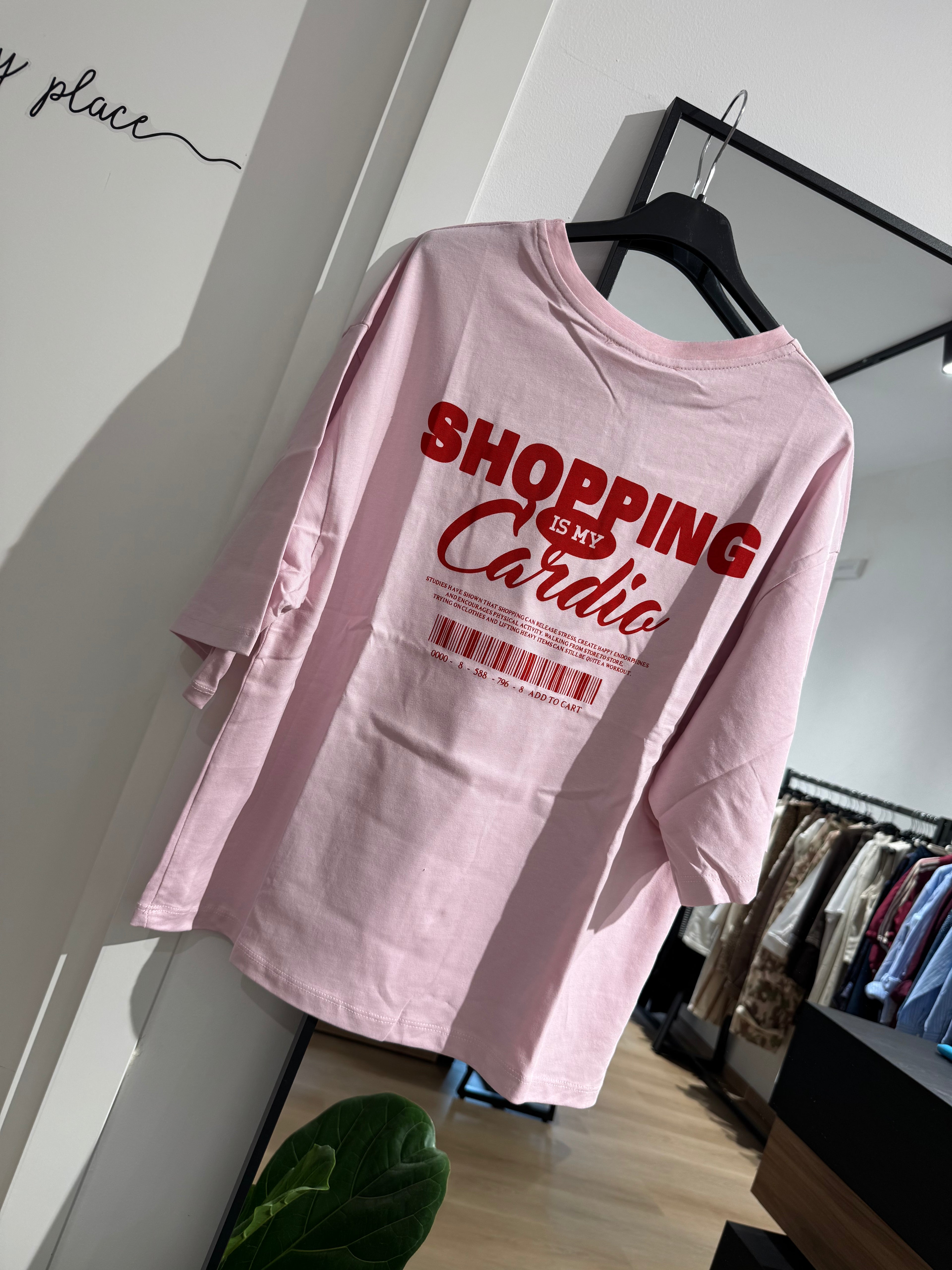 T-shirt SHOPPING IS MY CARDIO