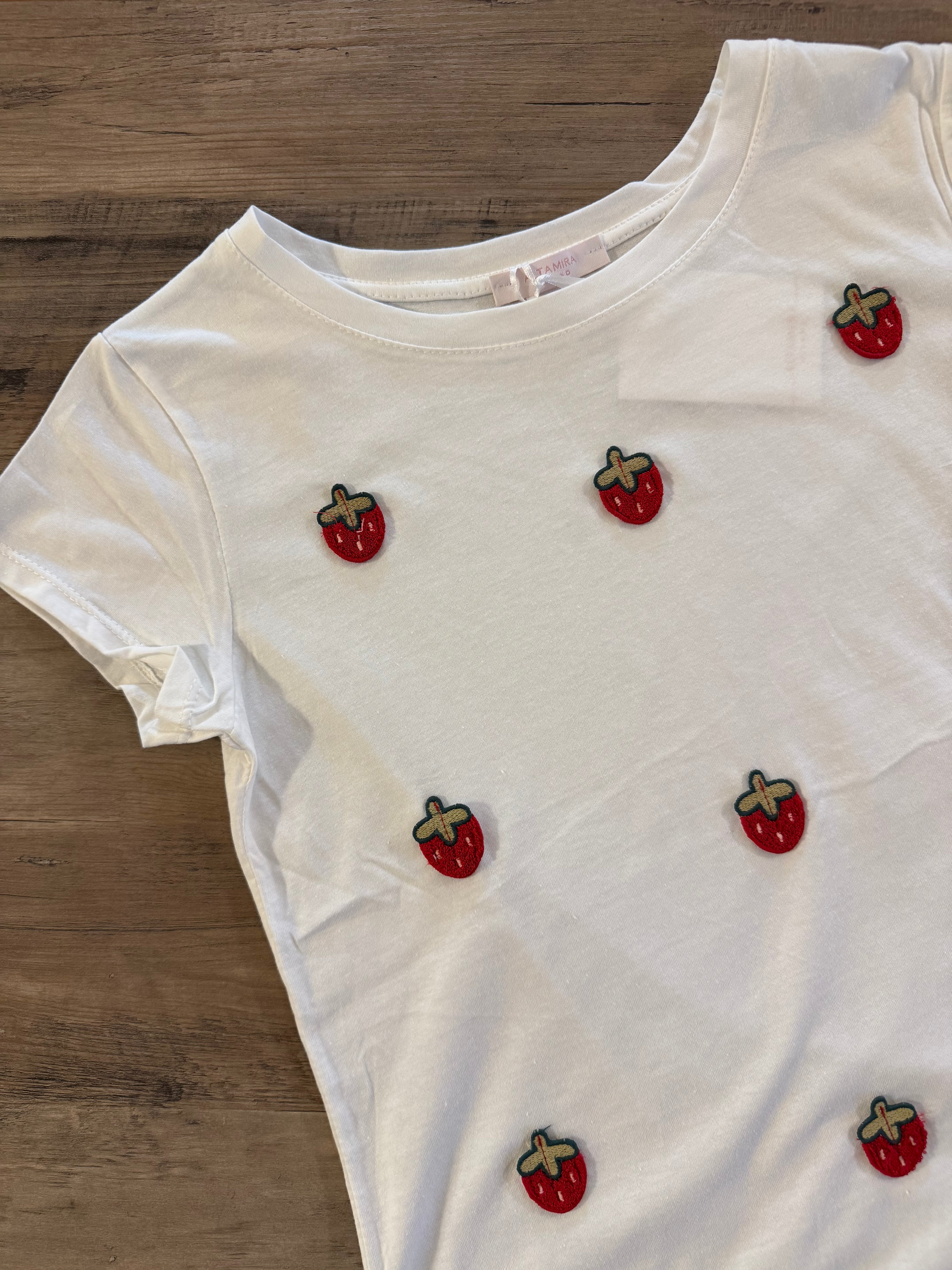 T-shirt strawberry