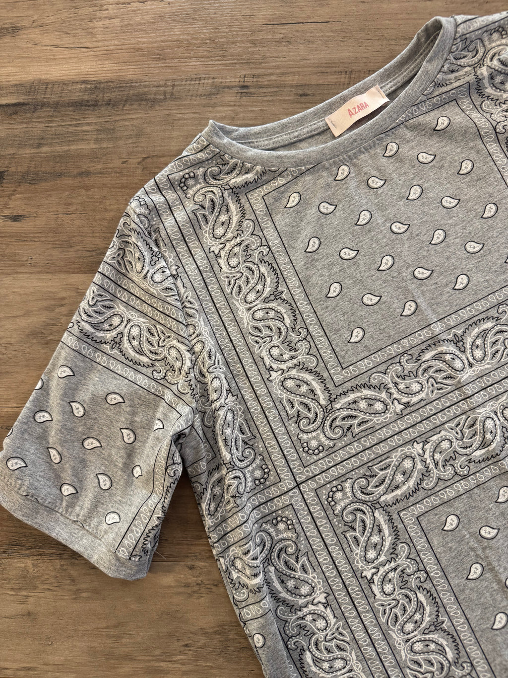 T-shirt bandana